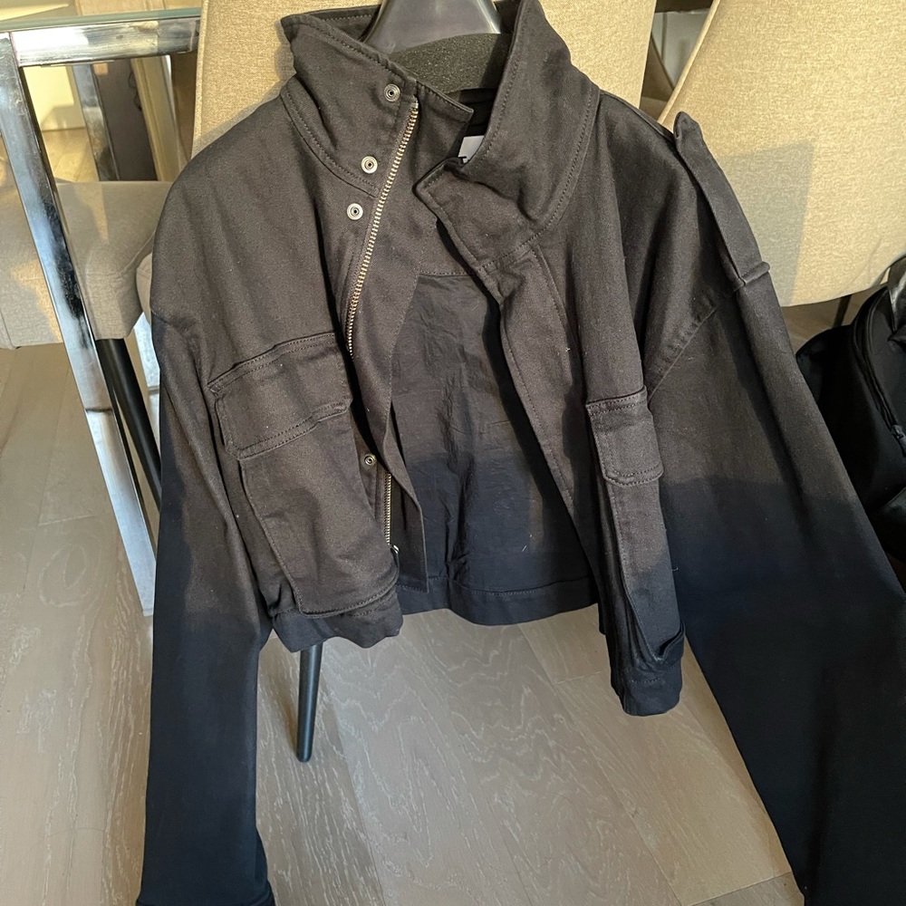 Aritzia TNA military style jacket size S